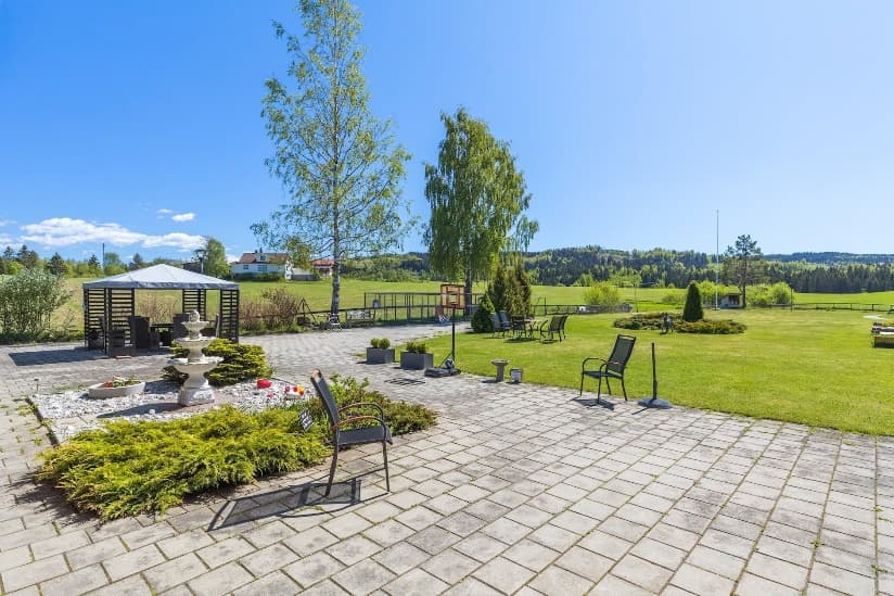 Vila Skaar Lunner hage